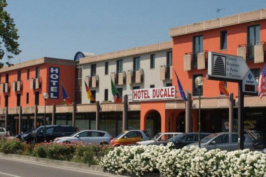 Hotel Residence Ducale Porto Mantovano Exterior foto
