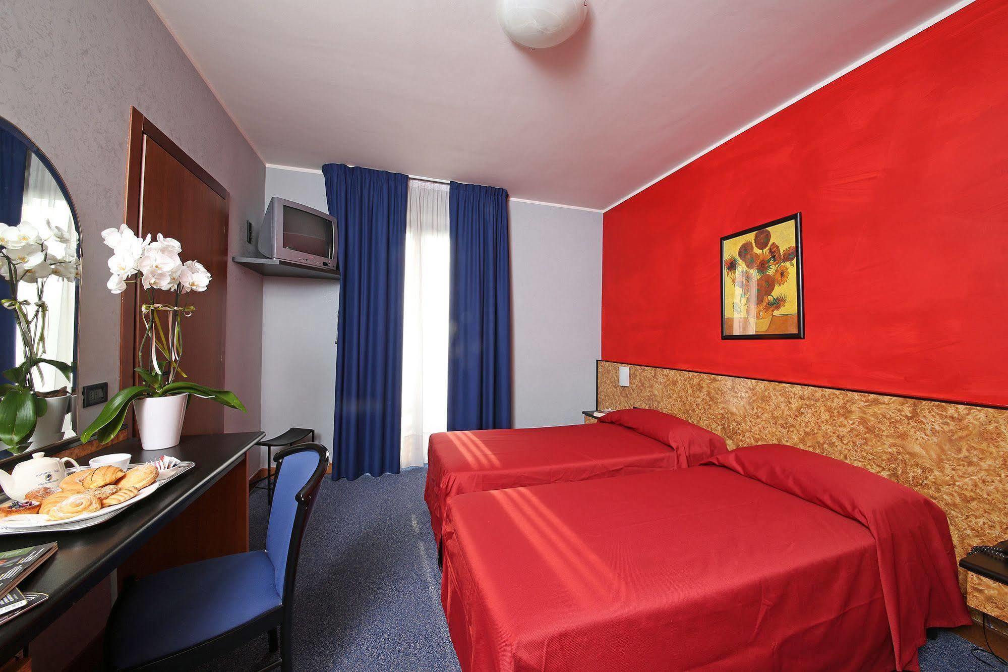 Hotel Residence Ducale Porto Mantovano Exterior foto